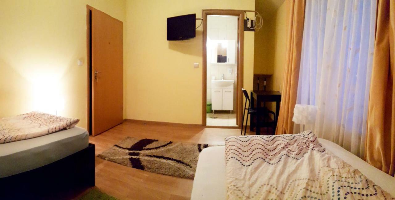 Vila Alfa Dumbrava Sibiu Exterior photo